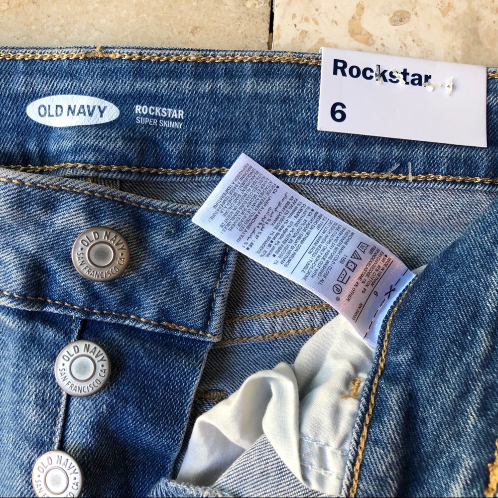 RELISTED* HP! Old Navy Rock Star SuperSkinny Distressed Jean NWT Women’s Size 6 - Picture 5 of 10